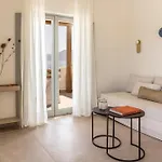 Nysis * Koufonisia